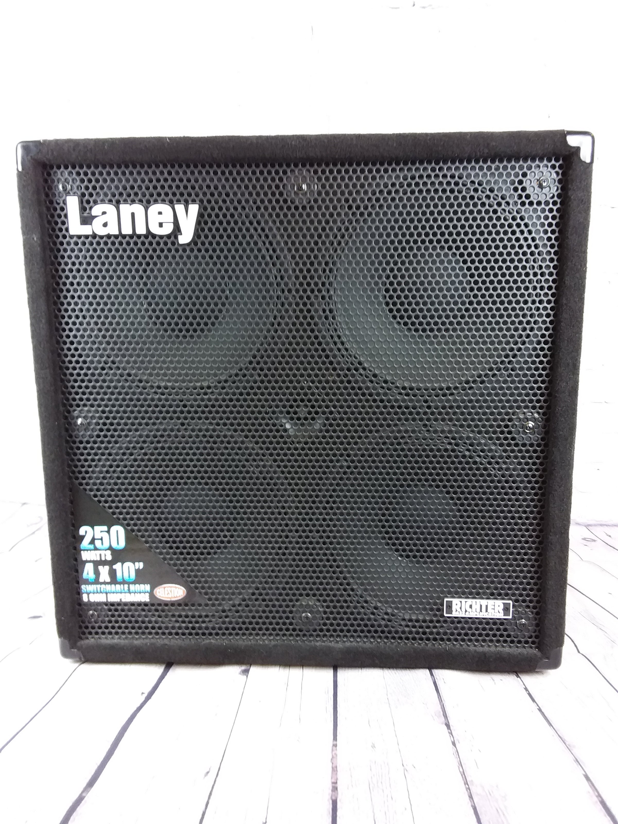 Laney RB115 | J&J Old Louisville Music Shop
